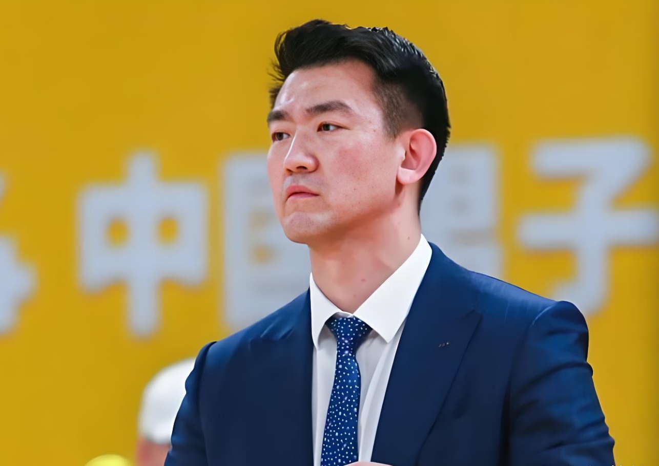 kaiyun 官网-赢上海8分！CBA记者大赞广厦队1人：配得上王博亲自给他递水